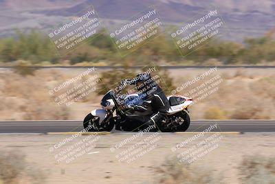 media/Oct-09-2022-SoCal Trackdays (Sun) [[95640aeeb6]]/Turn 15 Inside Distant Pans (1145am)/